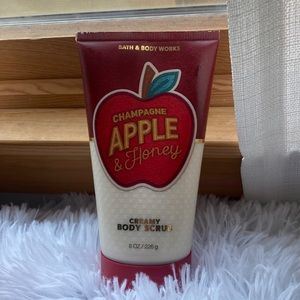 B&BW CHAMPAGNE APPLE AND HONEY BODY SCRUB (LIMITED EDITION) (NEVER USED)